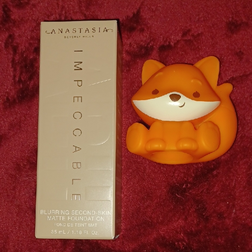 Anastasia Impeccable Foundation (Orange Fox not included)